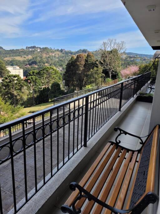 Apartamento Apto La Bas Campos do Jordão